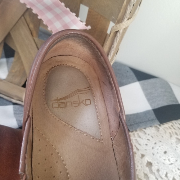 Clogs - Picture 3 of 4